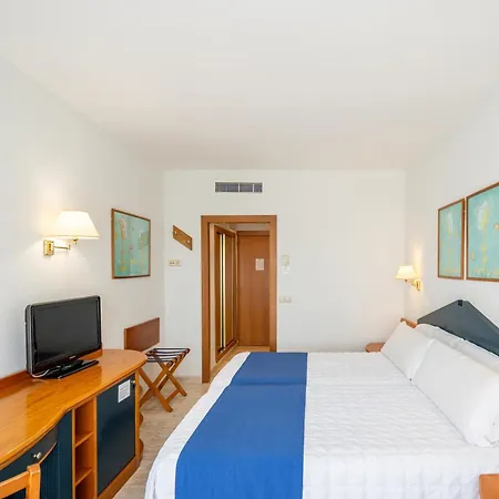 Apartmanhotel Leman Y 4*