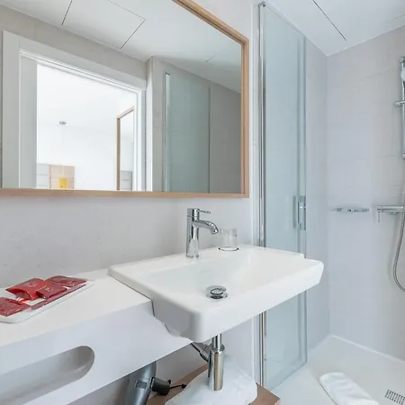 Aparthotel Leman Y